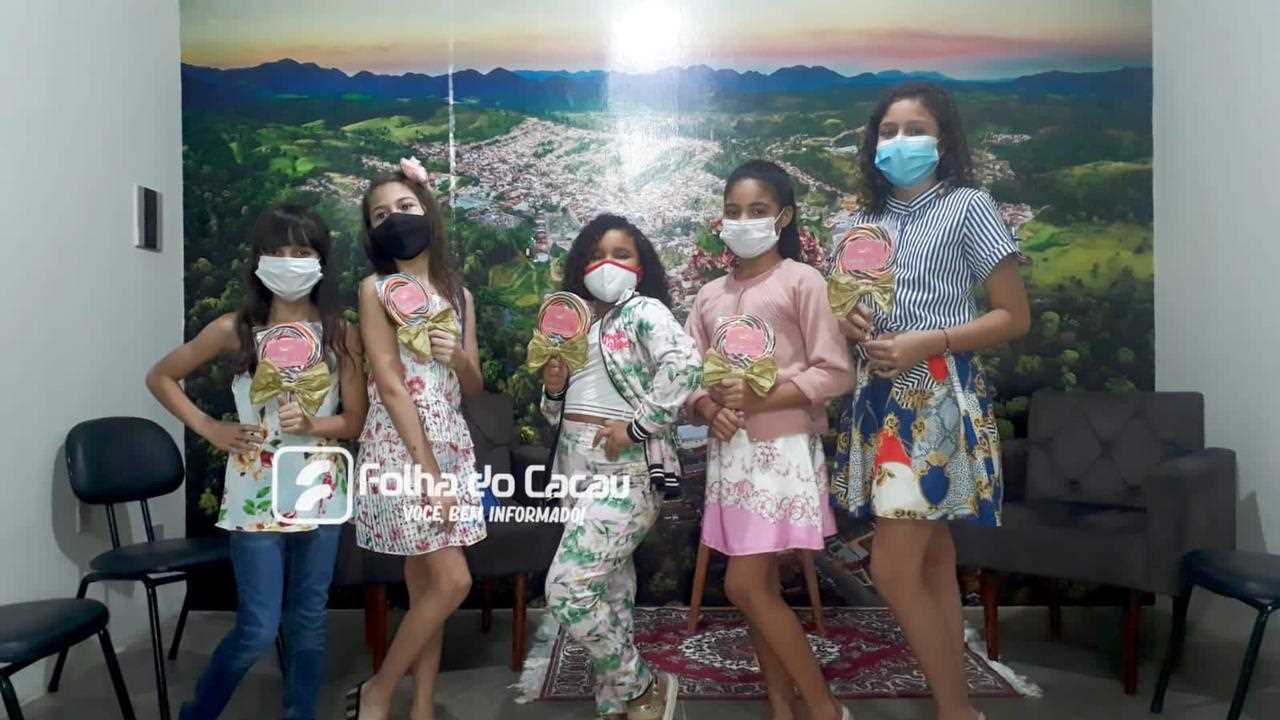 Camacã: Secretaria de Educação e Cultura apresentam oficialmente as cândidas a Rainha do Cacau